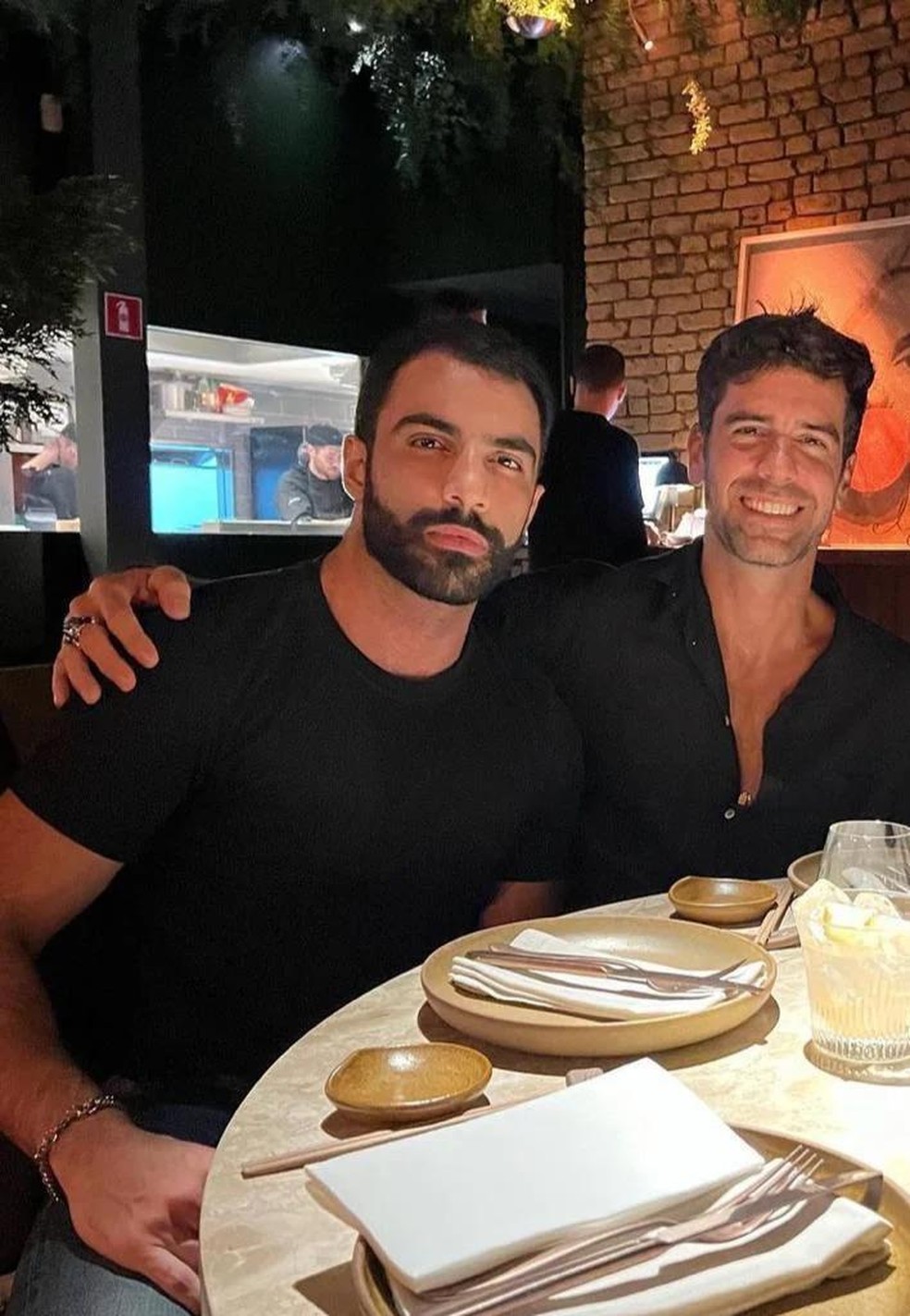 Solteiro Ap S Se Assumir Gay Marcos Pitombo Causa Furor V Deo De Toalha Gazeta Potiguar