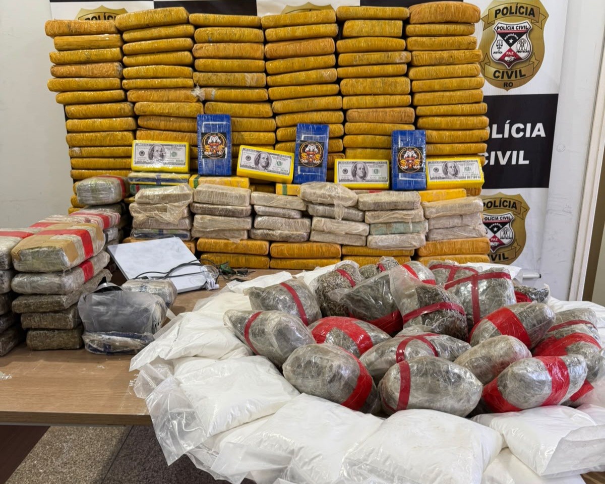 Cerca de 244 kg de drogas são apreendidos em cidade de Rondônia na fronteira com a Bolívia