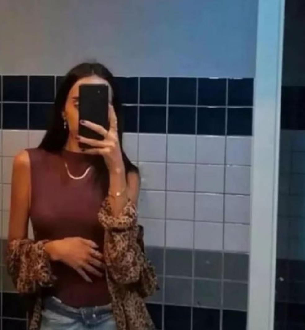 Última foto tirada por Agostina antes de desaparecer — Foto: Reprodução