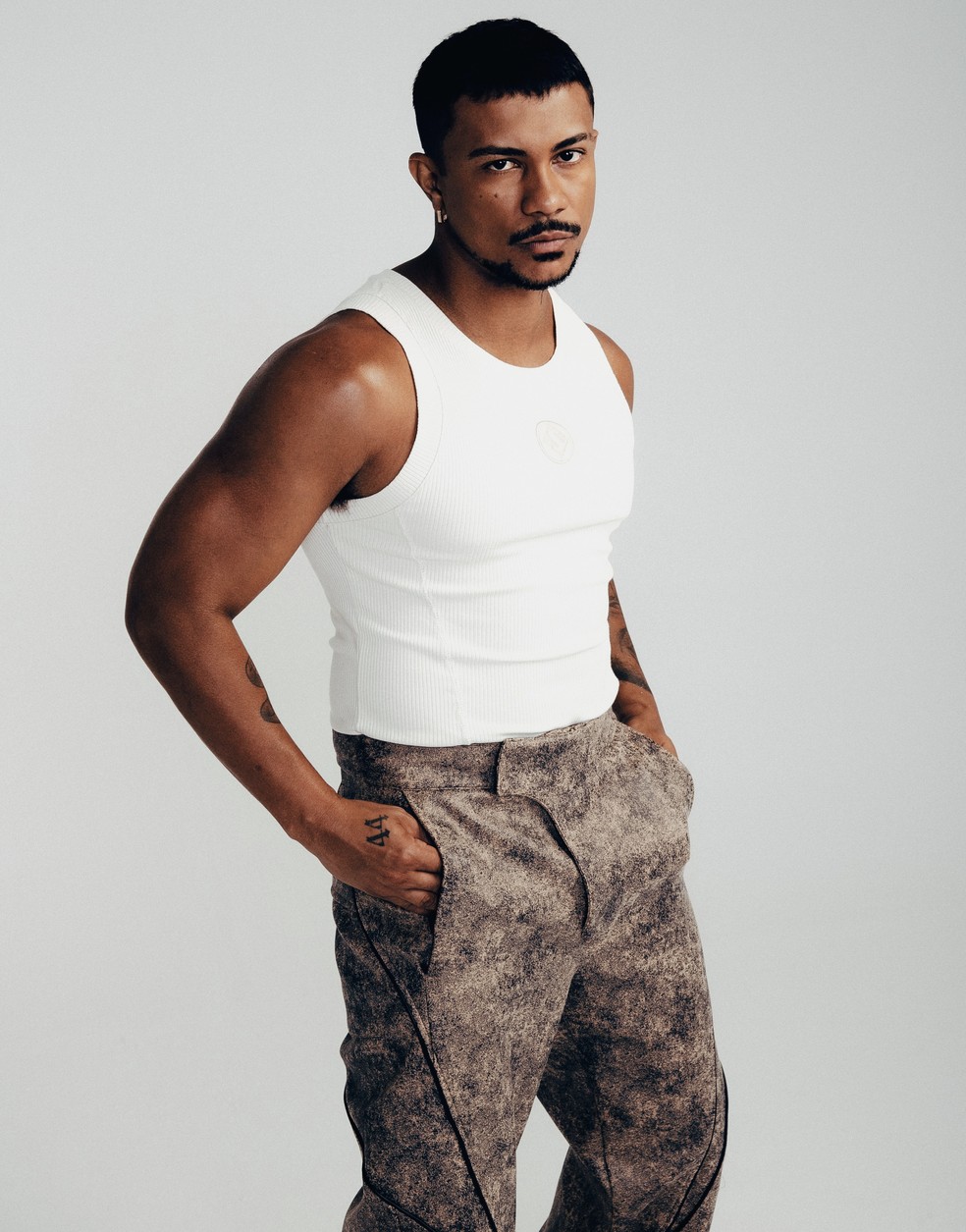 Xamã está no ar na novela "Três Graças" — Foto: Lucas Nogueira/Divulgação