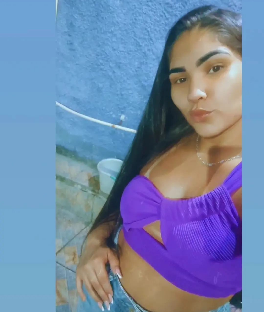 O corpo de Júlia Vieira Ribeiro foi encontrado dentro de uma lixeira — Foto: Reprodução / Instagram
