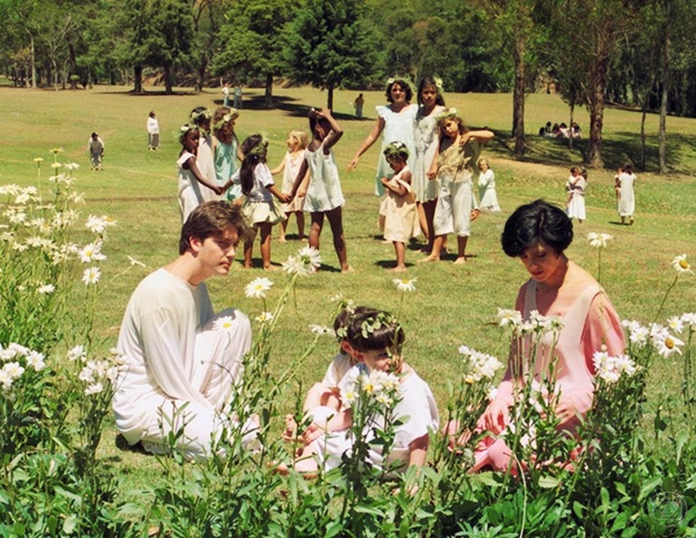 A colônia espiritual de 'A viagem' — Foto: Rede Globo/divulgação
