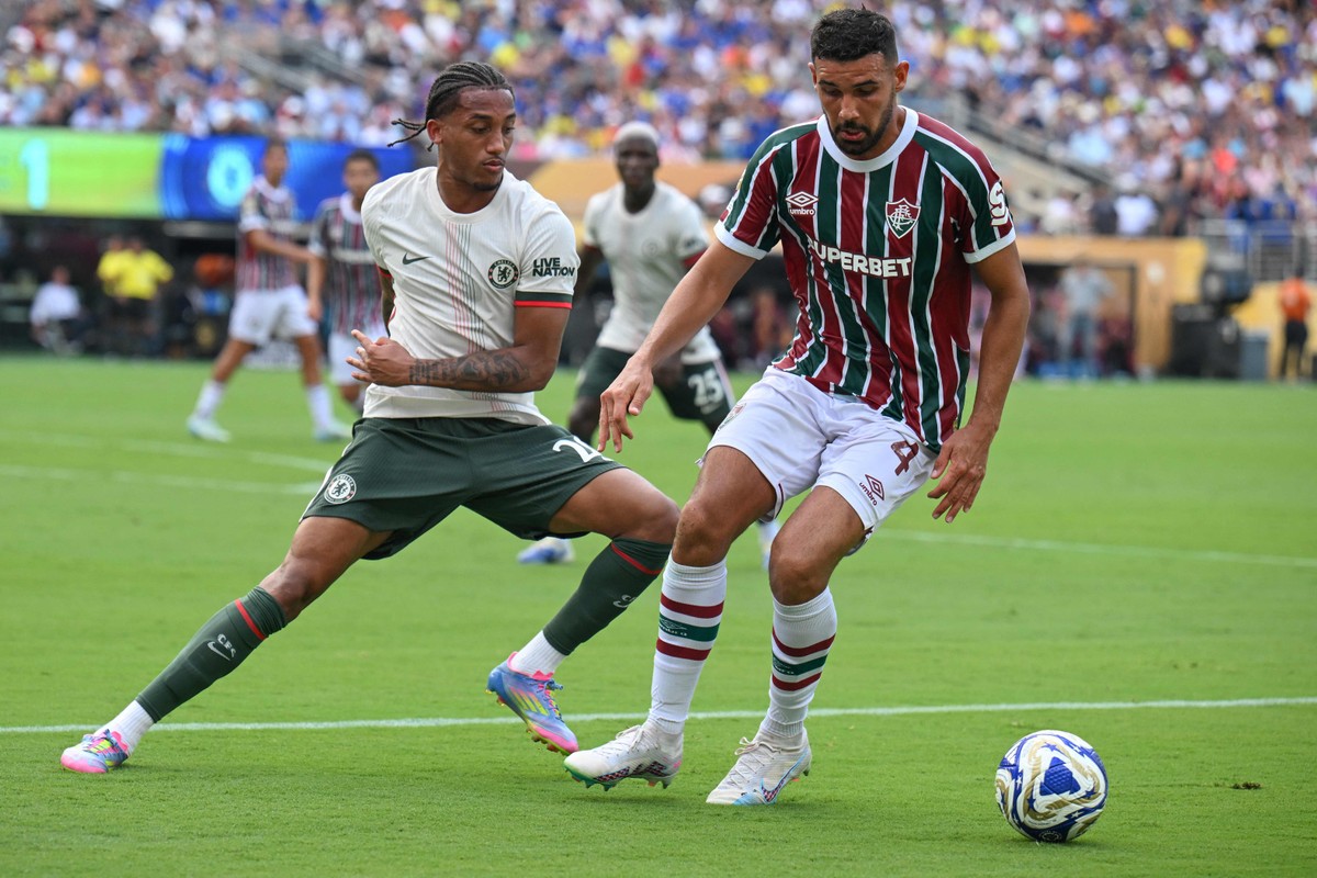 Autor dos gols contra o Fluminense no Mundial dos Clubes, João Pedro bate 1 milhão de seguidores nas redes sociais