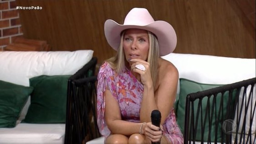 Adriane Galisteu em 'A fazenda' — Foto: Reprodução