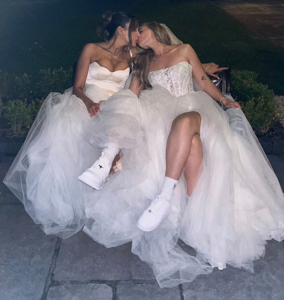 Ex-BBB Talita Araújo se casa com produtora Isla Wolfe — Foto: Reprodução/Instagram