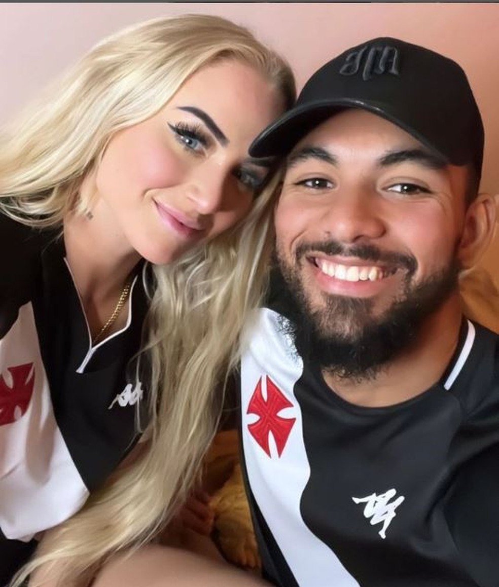 Alisha Lehmann e Douglas Luiz, ex-vasco, reatam namoro — Foto: Reprodução/Instagram