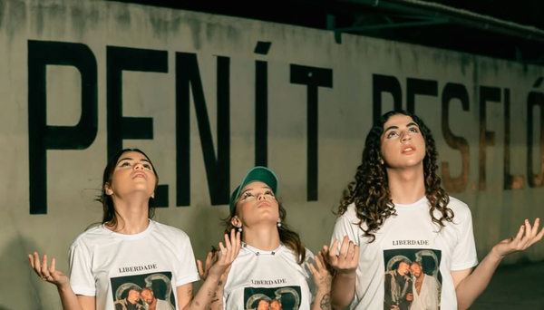 Kamylinha pede por liberdade de Hytalo Santos e marido em post polêmico