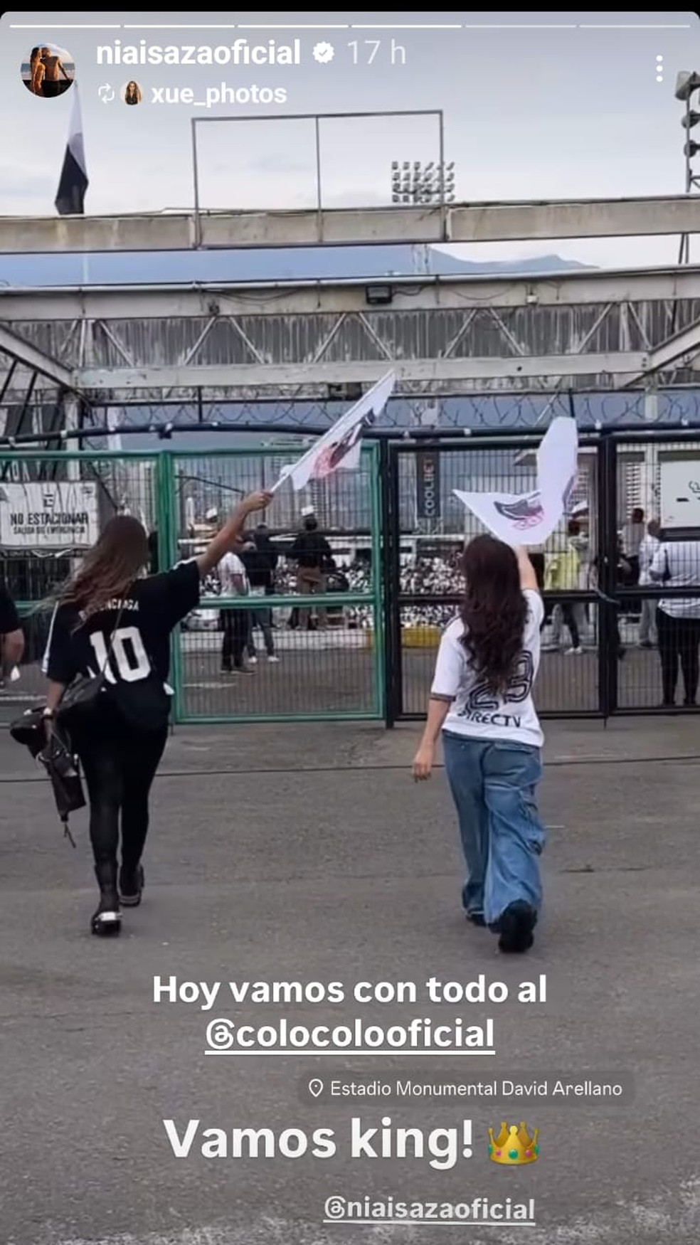 Sonia Isaza na entrada do est&aacute;dio antes da partida do Colo-Colo &mdash; Foto: reprodu&ccedil;&atilde;o/ instagram