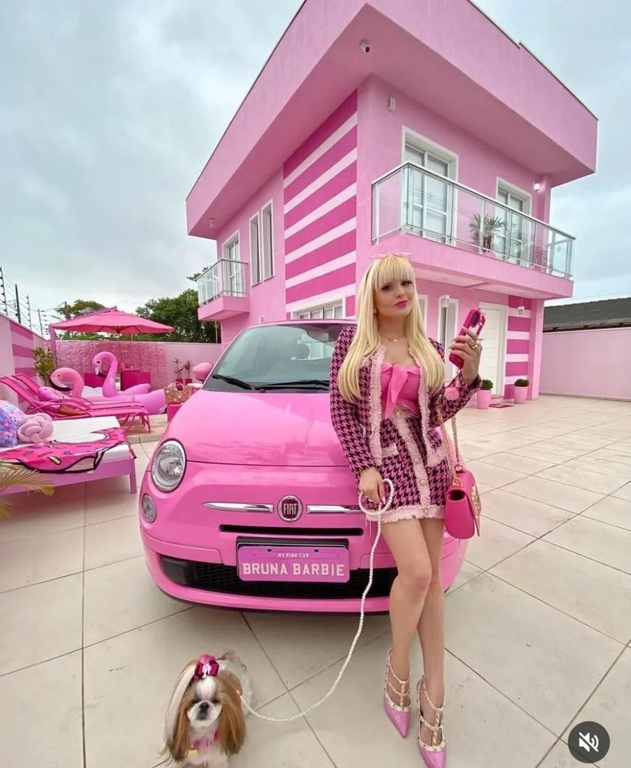 'Barbie' do Paraná cria casa rosa igual a da boneca: 'Decidi ser uma ...