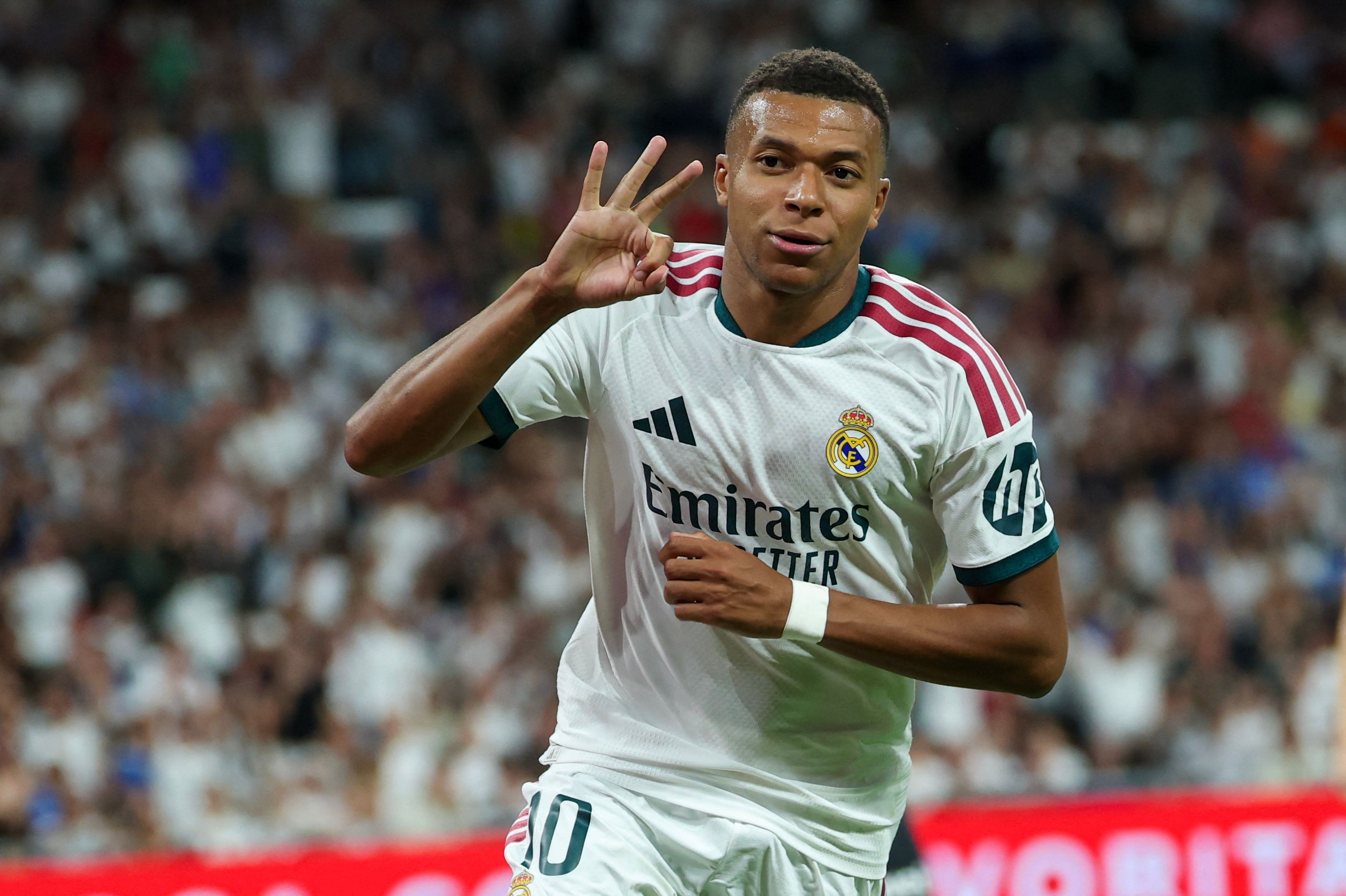 Mbappé diz que pretende dedicar a Bola de Ouro à África: 'Nunca cortei vínculo com minhas raízes'