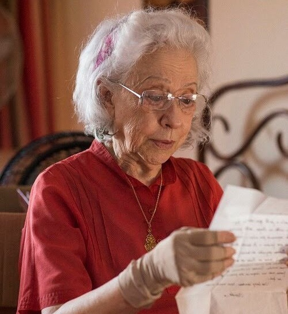 Fernanda Montenegro em 'A vida invisível' — Foto: Divulgação