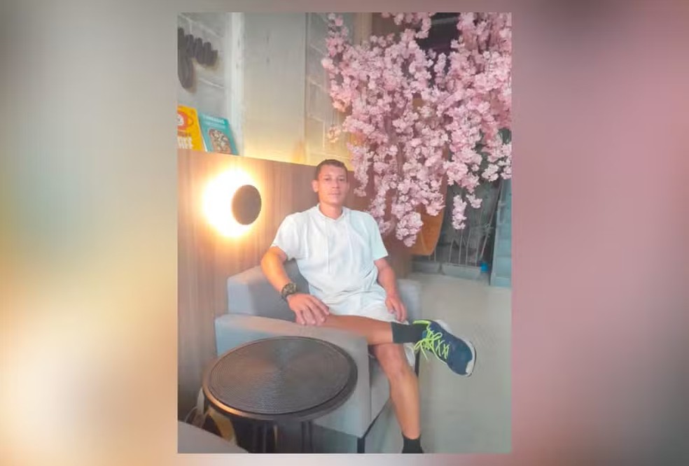 Cl&aacute;udio Rafael Landeiro Moreira, homem de 37 anos morto ap&oacute;s espancamento em Copacabana &mdash; Foto: Arquivo pessoal