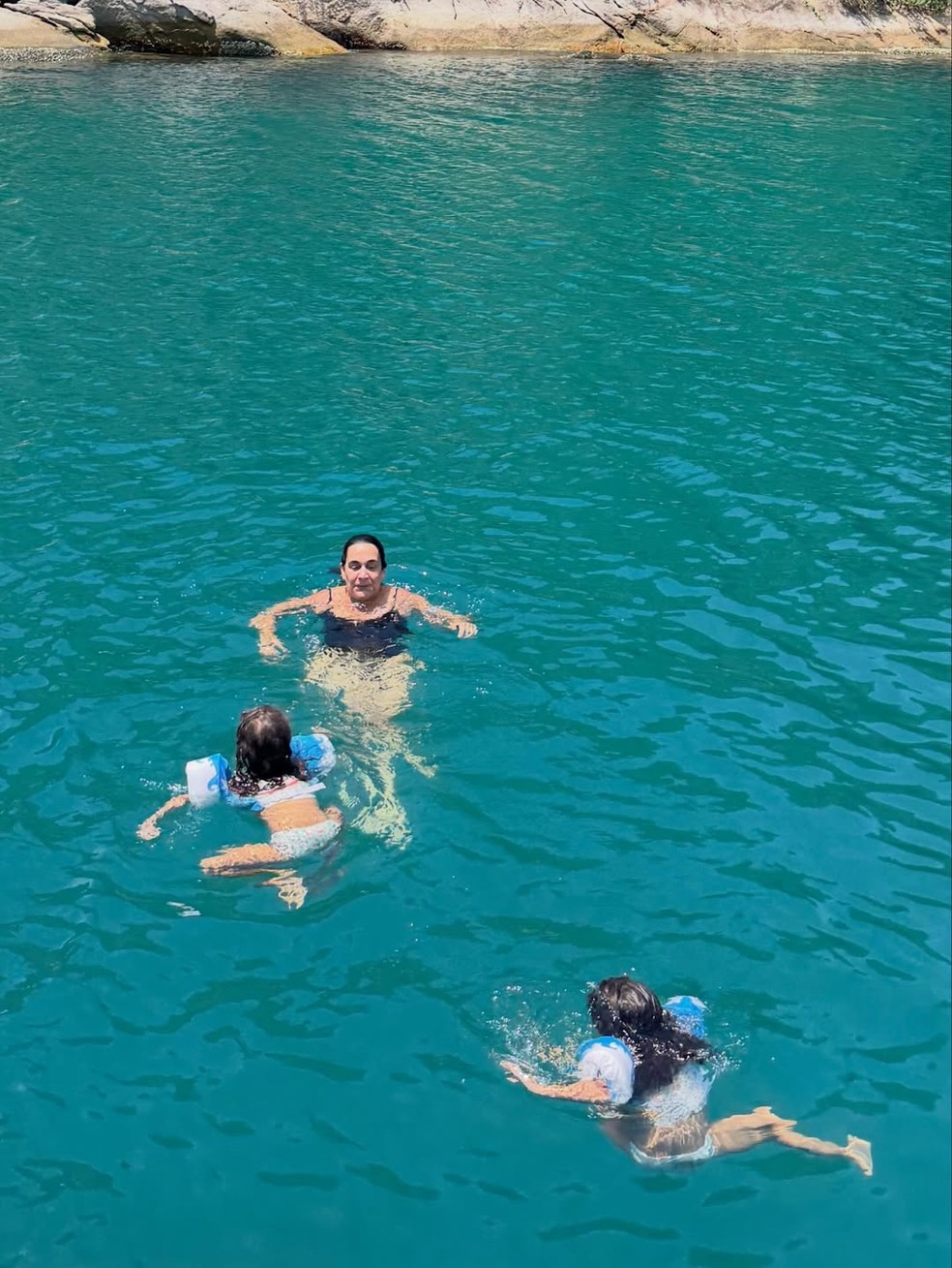 Nanda Costa mostra carnaval com as filhas em sua terra natal — Foto: Reprodução/Instagram