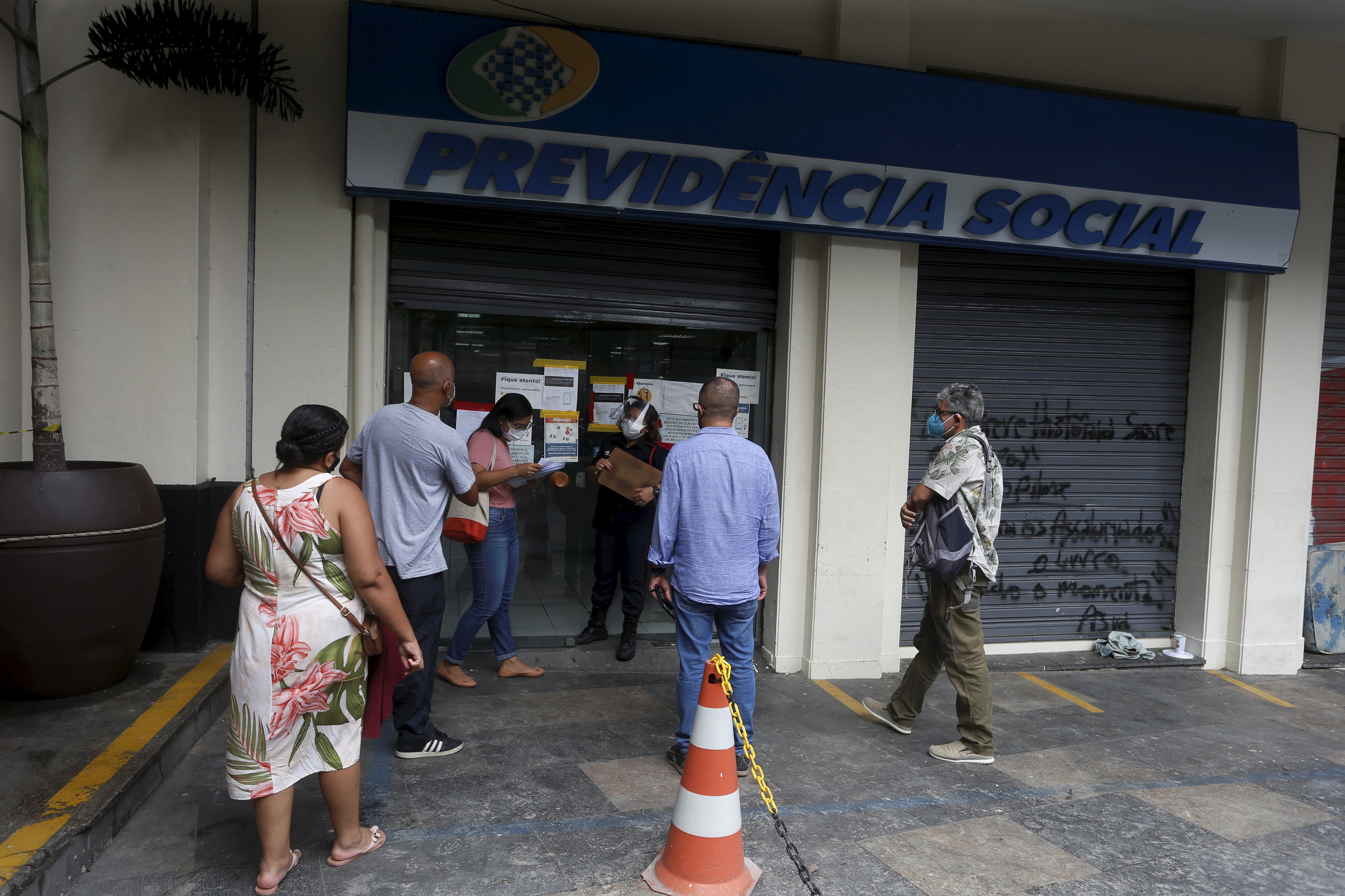 Pesquisa aponta que seis em cada dez brasileiros esperam se manter com a aposentadoria do INSS na velhice