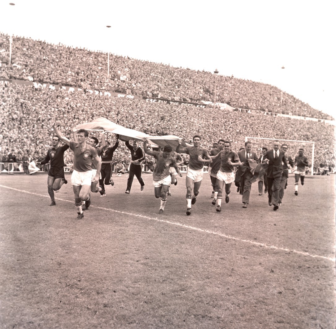 Copa de 1958: baixe o pôster do primeiro título mundial da seleção