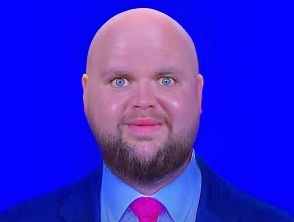 Meme com imagem de J.D. Vance &mdash; Foto: Reprodu&ccedil;&atilde;o