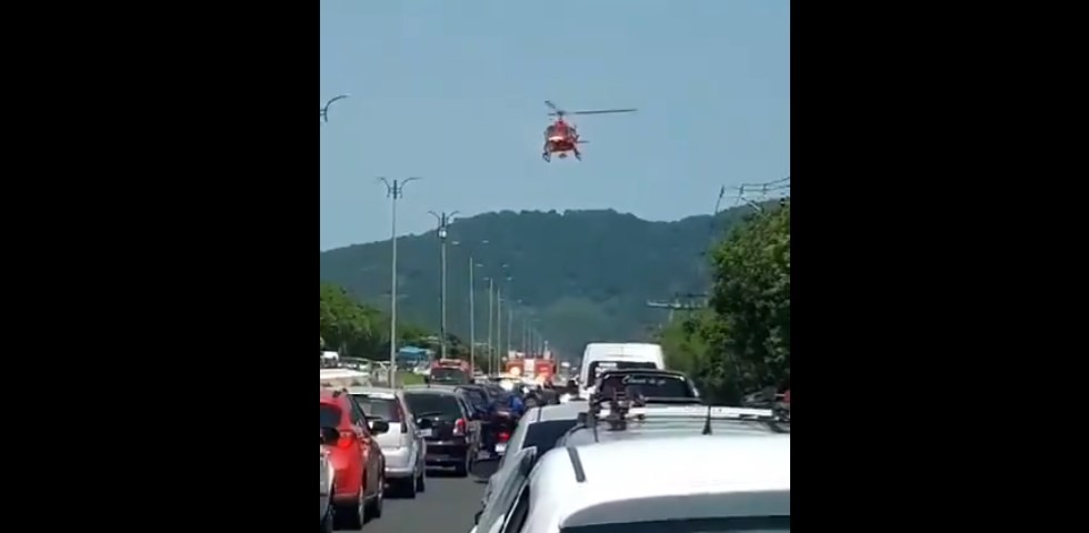 Homem morre em acidente de trânsito envolvendo carro e moto na Zona Oeste do Rio