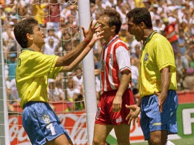 Romário relembra partida contra os EUA em 1994 e frase de Bebeto: 'Baixinho, eu te amo'