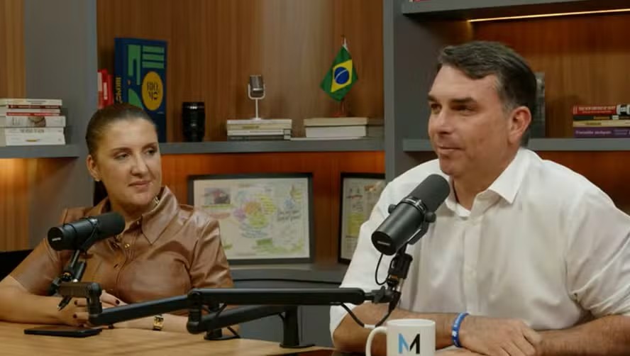 Marqueteiro, conselheira econômica e candidatos do Rio: a caravana de 20 pessoas de Flávio para o debate da Globo