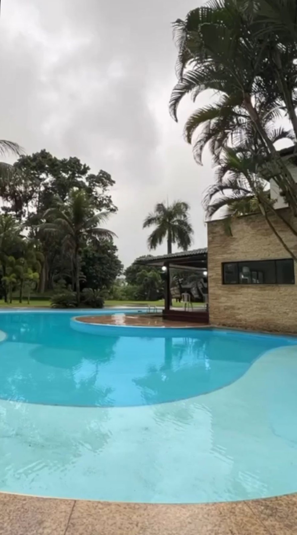 mansão de DJ Marlboro em Mangaratiba, Costa Verde do Rio — Foto: Reprodução/YouTube/Instagram