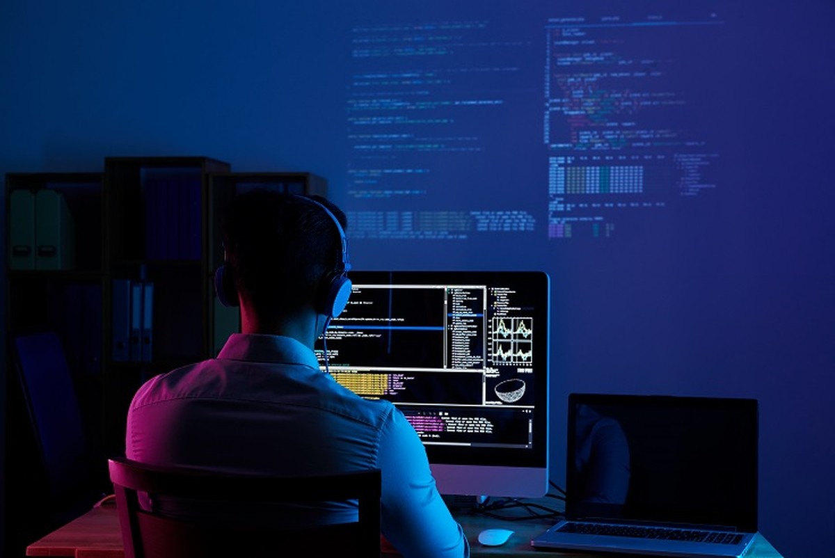 Saiba quais são as 12 profissões da área de tecnologia que mais despertam dúvidas entre os brasileiros