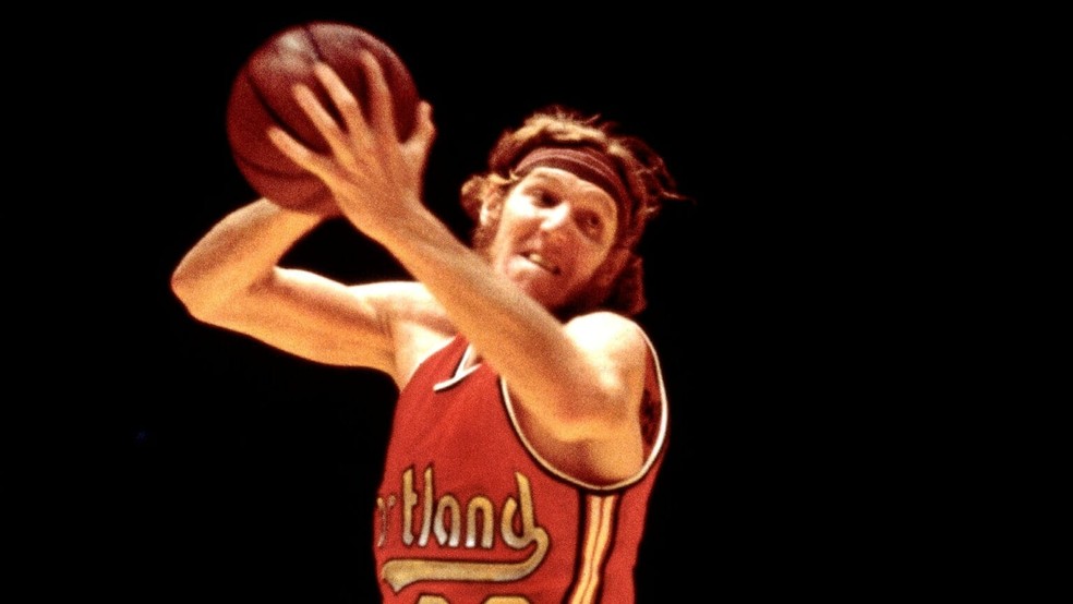 Bill Walton foi MVP e campe&atilde;o da NBA pelo Portland Trail Blazers &mdash; Foto: Arquivo/NBA
