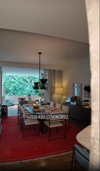 Alessandra Negrini coloca à venda apartamento em São Paulo — Foto: Reprodução/Instagram