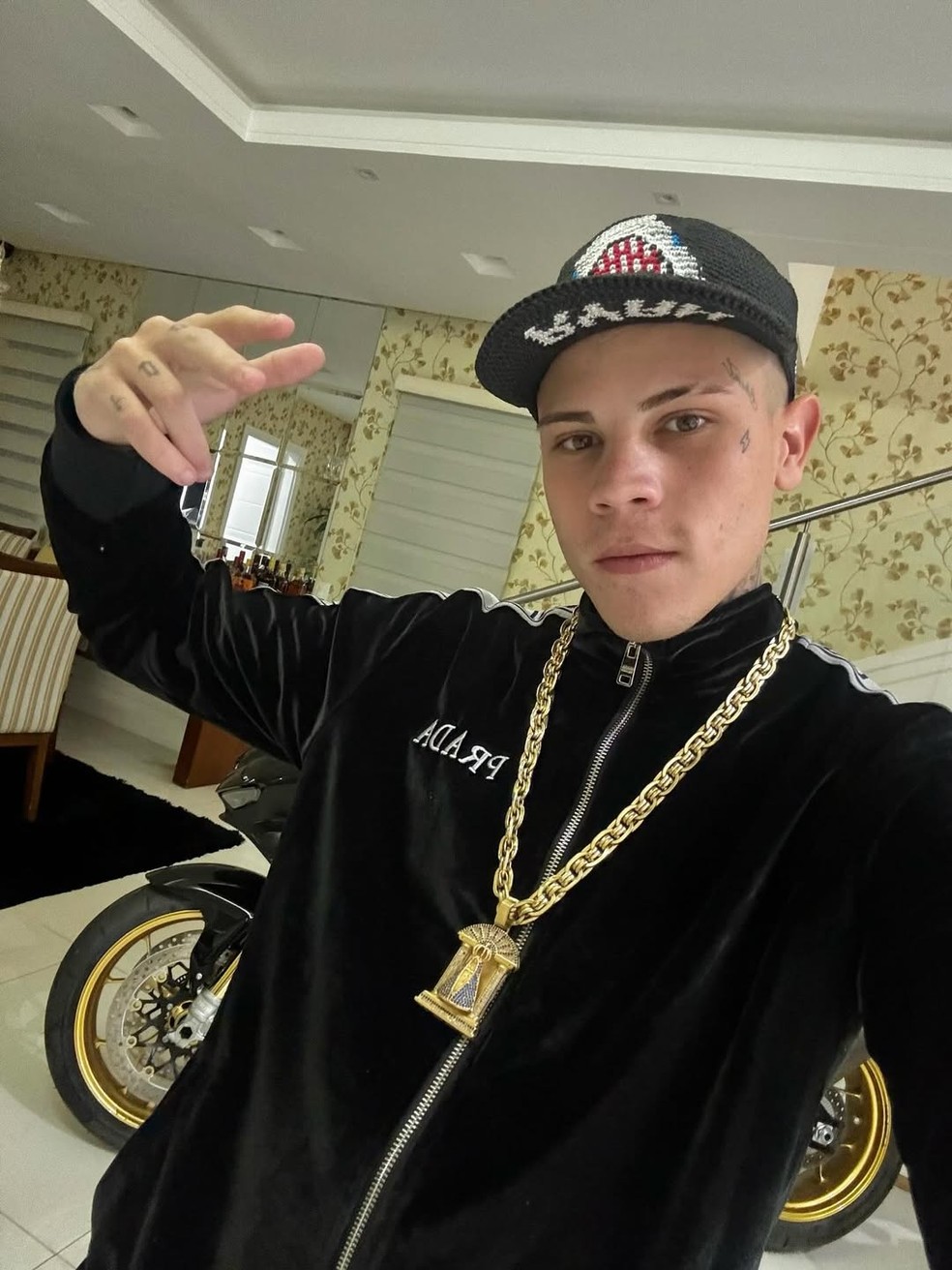 Matheus Magrini é irmão de MC Ryan SP e filho de traficante do PCC — Foto: Reprodução/Instagram