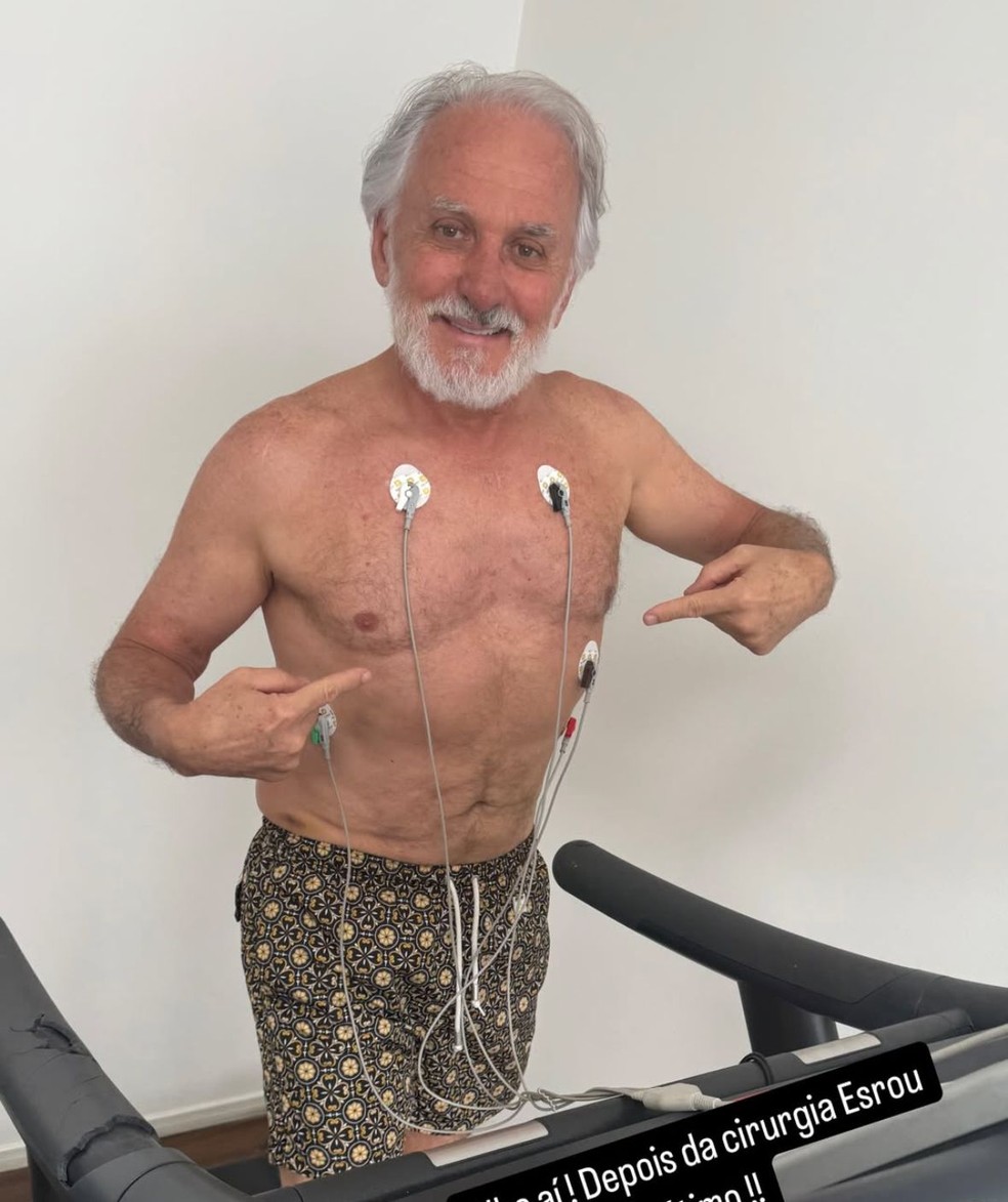 Ot&aacute;vio Mesquita faz exame ap&oacute;s cirurgia card&iacute;aca e revela estado de sa&uacute;de &mdash; Foto: Instagram