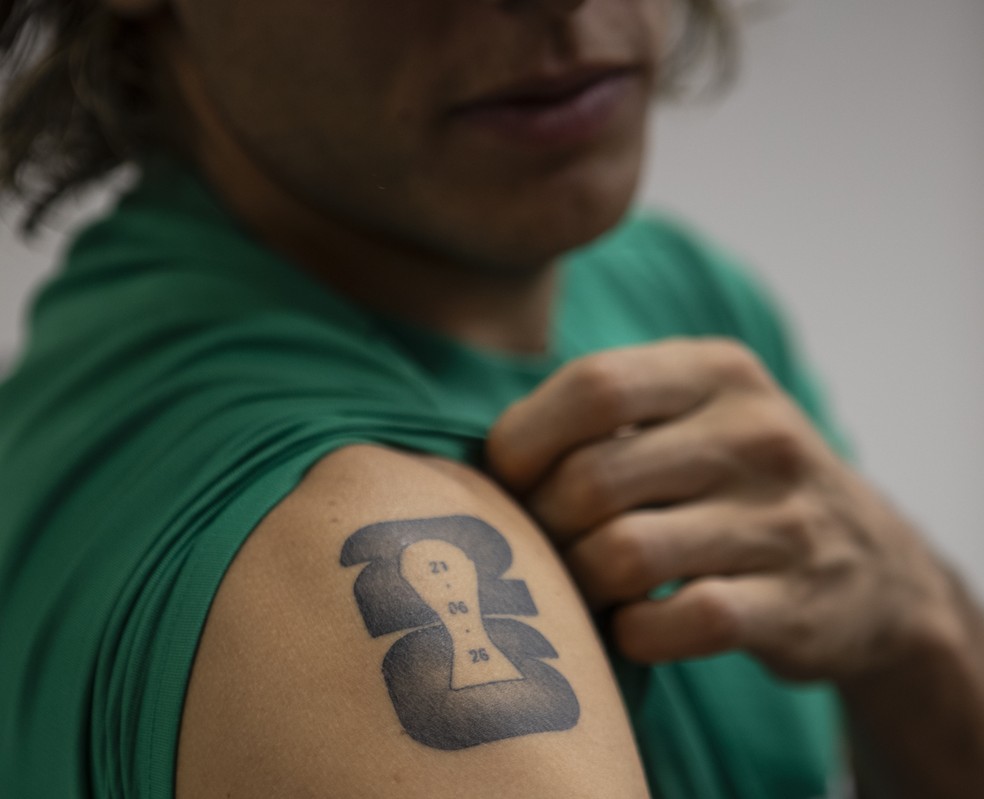 Canobbio, do Fluminense, tem tatuagem da data do seu primeiro gol em uma Copa do Mundo — Foto: Alexandre Cassiano