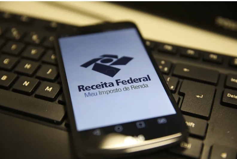 Imposto de Renda 2026: por que não estou no 1º lote de restituição se optei por receber via Pix?