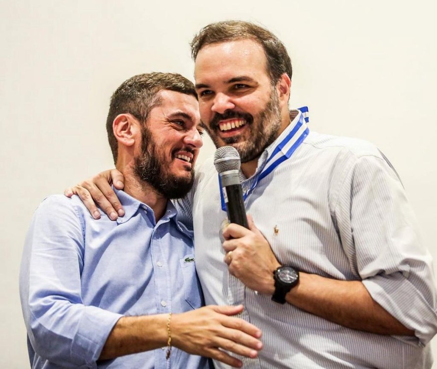 Bacelllar e Thompson, ex-melhores amigos