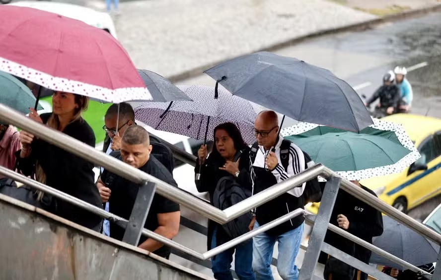 Veja a previsão do tempo para esta quinta-feira no Rio; cidade terá chuva e céu encoberto nos próximos dias