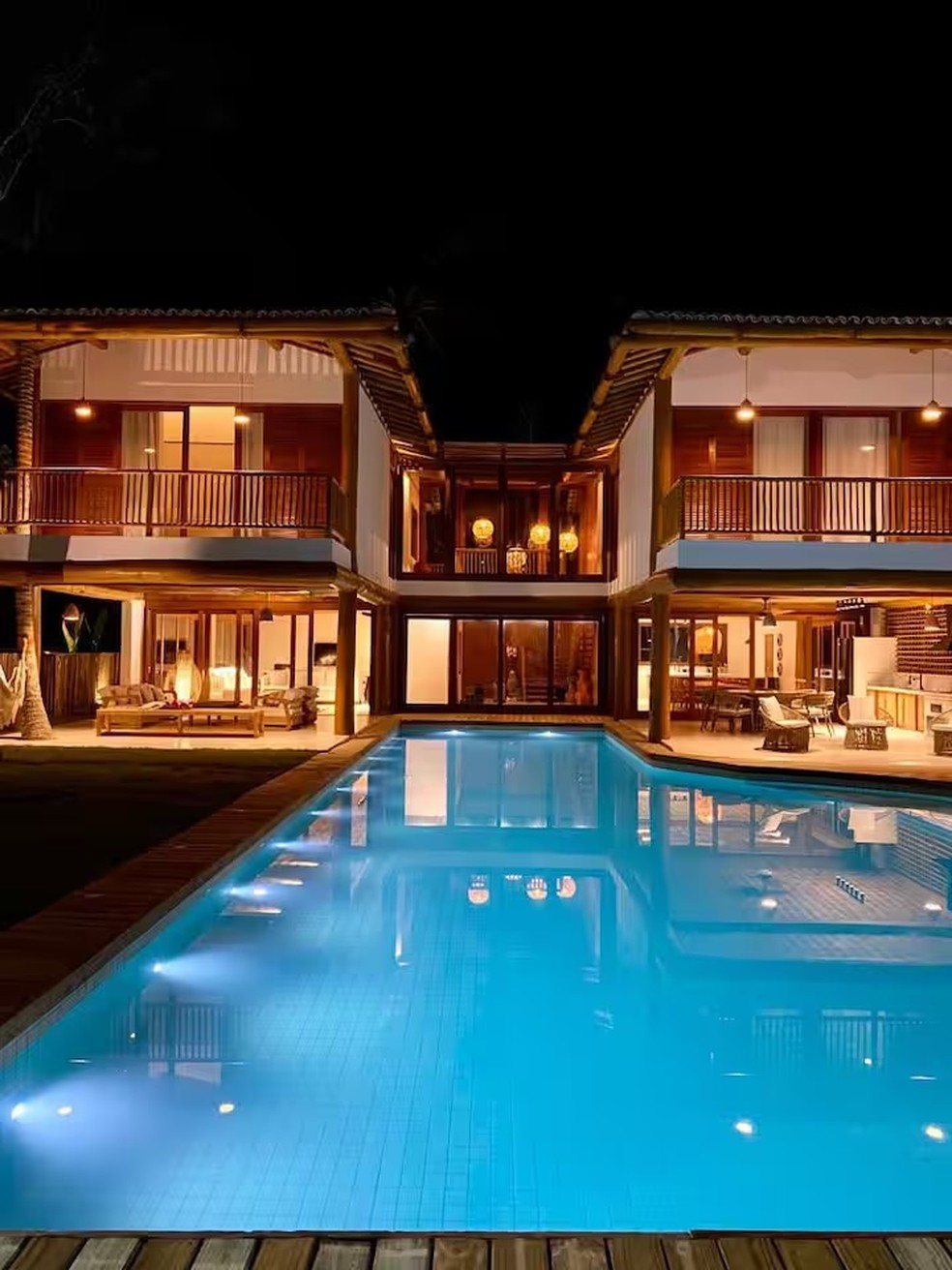 Namorada de Belo se hospeda em mansão em Trancoso com diárias de R$ 5 mil — Foto: rep/ instagram