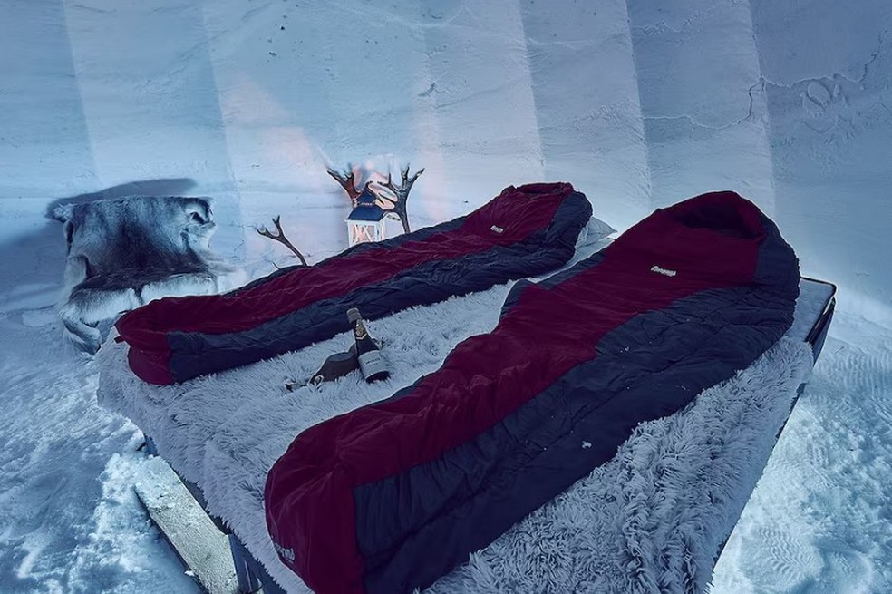 Iglu na neve, em Pelkosenniemi, Finlândia — Foto: Reprodução / Airbnb