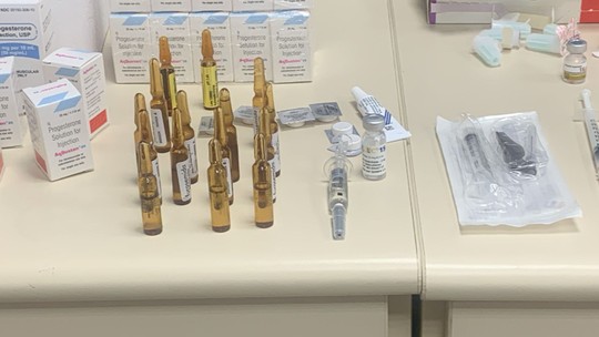 Justiça autoriza soltura de médico e farmacêutica presos em clínica de reprodução assistida em São Conrado Justiça autoriza soltura de médico e farmacêutica presos em clínica de reprodução assistida em São Conrado