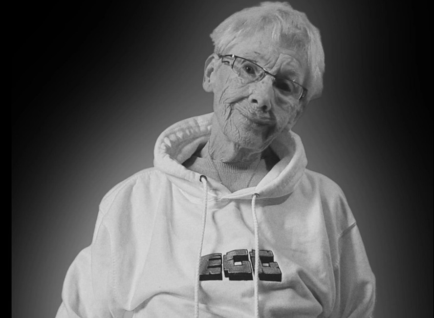 Agnes, conhecida como 'epicgamergrandma' faleceu neste domingo