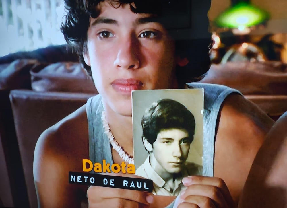 Neto de Raul Seixas vive nos EUA e impressiona pela semelhança com o ...