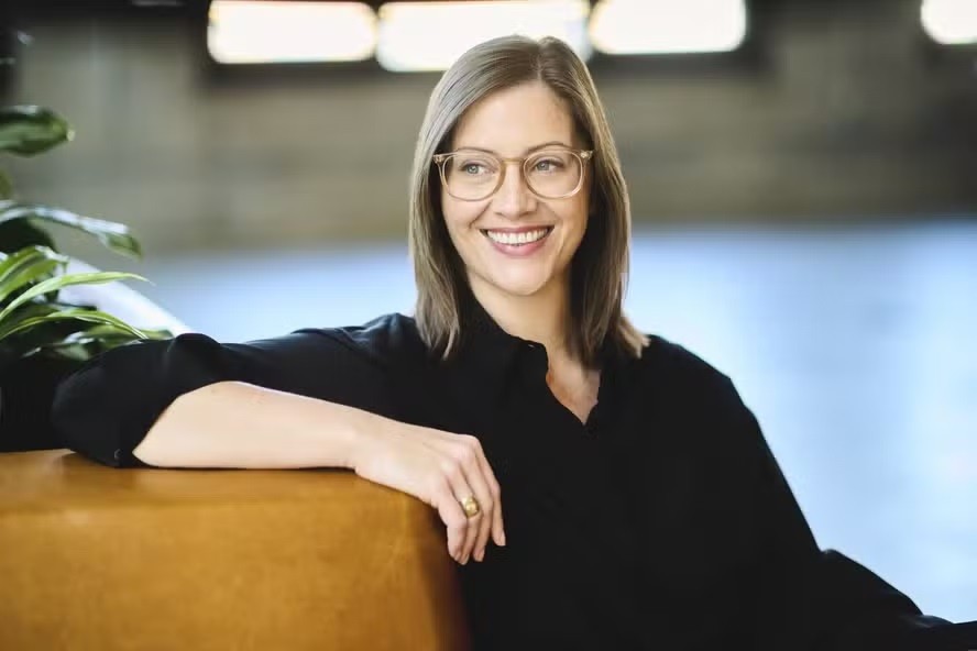 Jackie Jantos, CEO do Hinge, acredita que pode app pode oferecer relacionamentos mais profundos