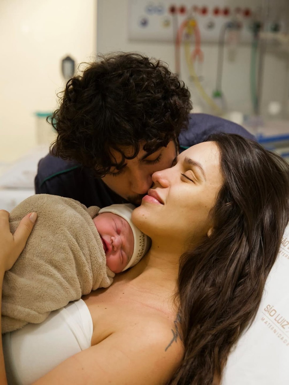 Nasce Zuza, filha de Rafa Kalimann e Nattan &mdash; Foto: Hanna Rocha Fotografia