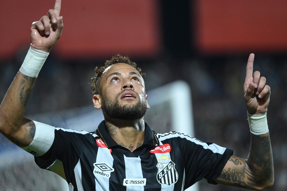 Neymar fatura R$ 30 milhões em 50 minutos após convocação para Copa do ...
