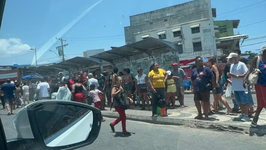 TSE pausa divulgação de resultados da eleição com 0,25% das urnas apuradas após Zanin estender votação até as 19h