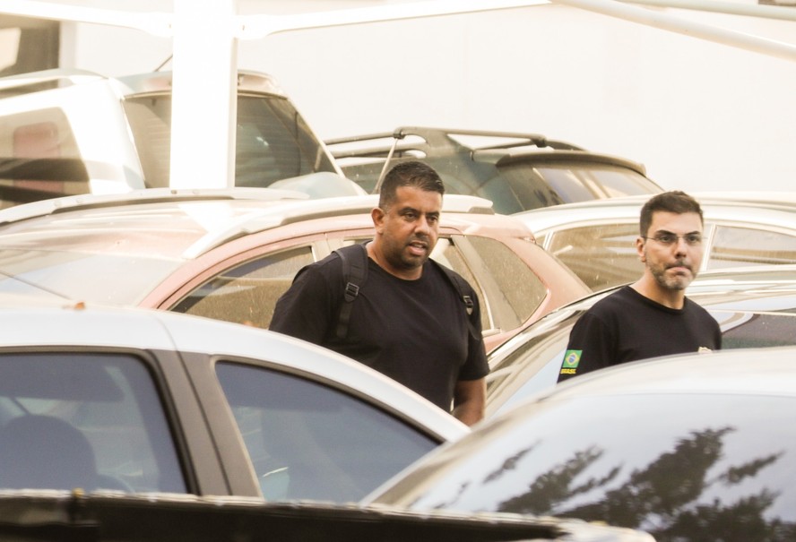 Acusados de envolvimento nas mortes de Marielle e Anderson, major Ronald e ex-assessor de Brazão são presos