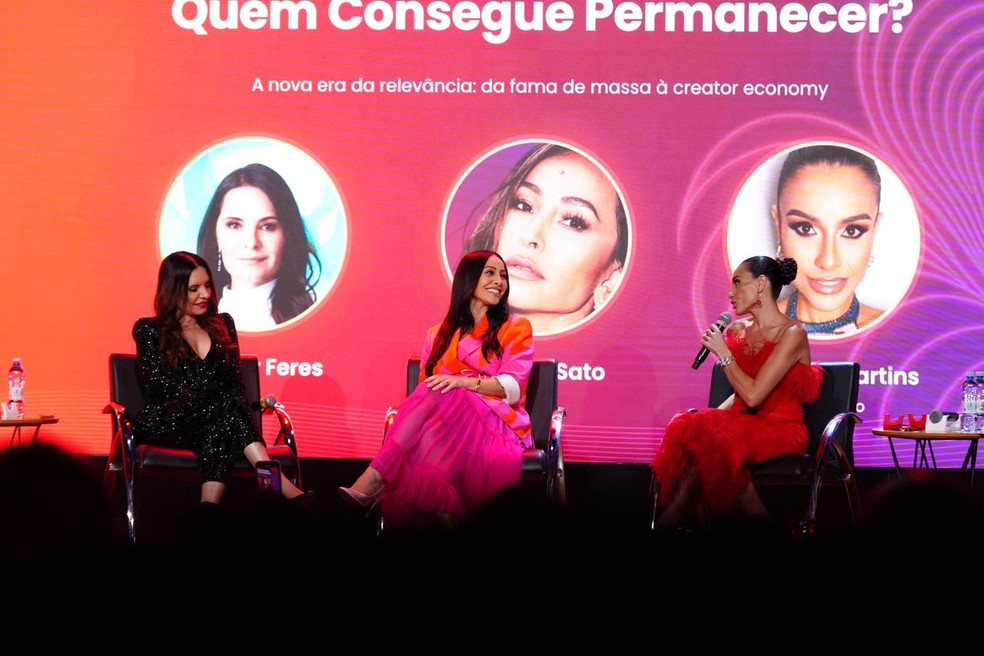 Sabrina Sato, Manzar Feres e Andressa Martins debatem relevância em festival de publicidade — Foto: Divulgação