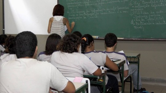 Governo nomeia mais 78 professores aprovados em 2013