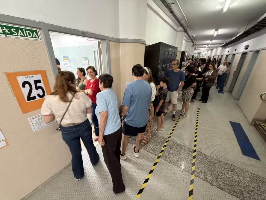 TSE atualiza informação após anunciar mudança de endereço em 2.033 seções e reduz lista para 438