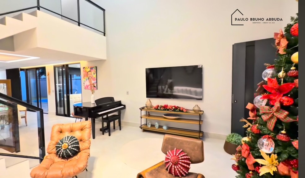 Gil do Vigor põe à venda mansão em Pernambuco por R$ 3,2 milhões — Foto: Reprodução/YouTube