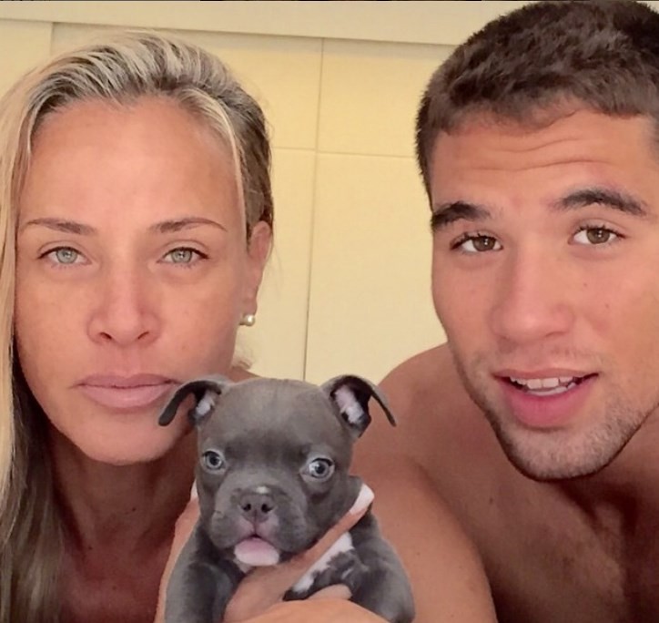 Ana Claudia Soares ao lado do filho — Foto: Arquivo/Globo e Instagram