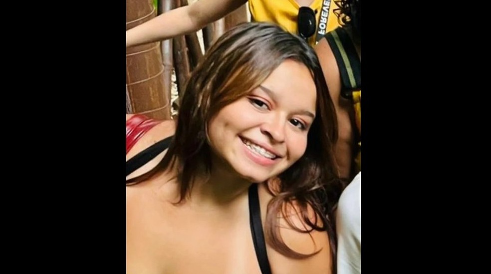 Gabriely Cristina Portela Ferreira, de 18 anos, desapareceu no dia 28 junho após entrar em carro de aplicativo — Foto: Reprodução