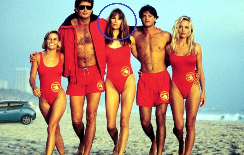 Alexandra Paul (em destaque) na s&eacute;rie 'Baywatch' &mdash; Foto: Reprodu&ccedil;&atilde;o/Instagram